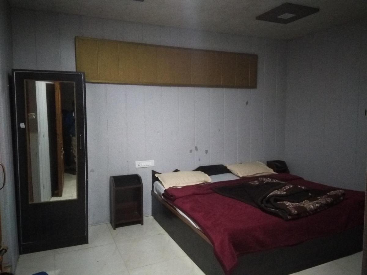 Hotel Neelam Raj Nainital Exterior foto